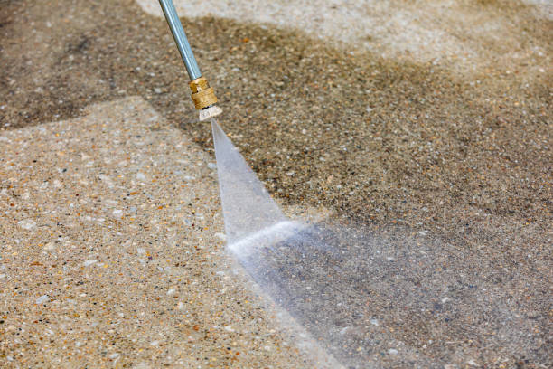 Best Oil Spill Cleanup  in Saint John Fisher College, NY